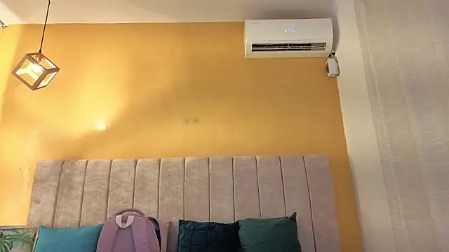 lexyfyre online show from March 22, 2026, 12:29 pm