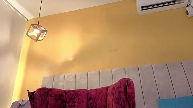 lexyfyre online show from March 10, 2026, 12:31 pm