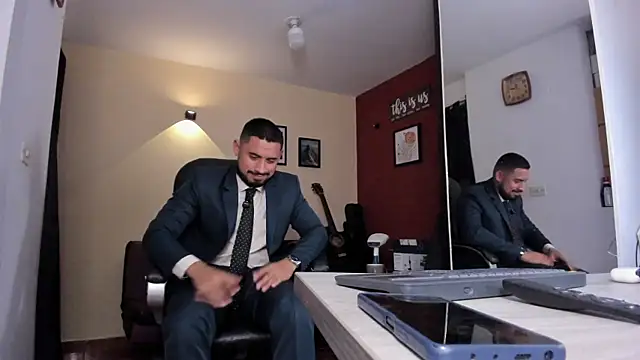 thesexlawyer1 online show from April 5, 2026, 3:57 am