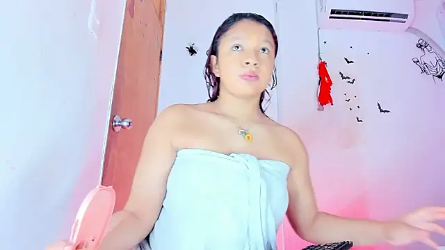 Emily Coper18 online show from January 10, 2026, 2:12 pm