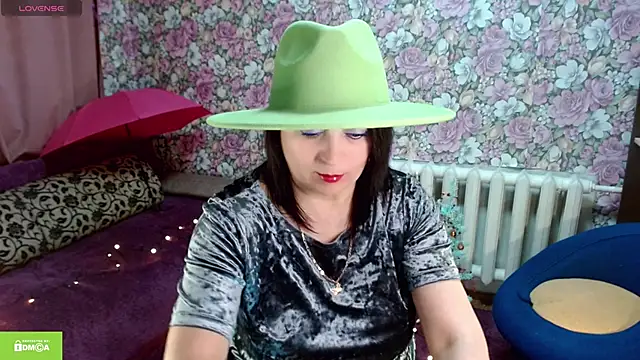 Julia-ru online show from December 3, 2025, 10:09 pm