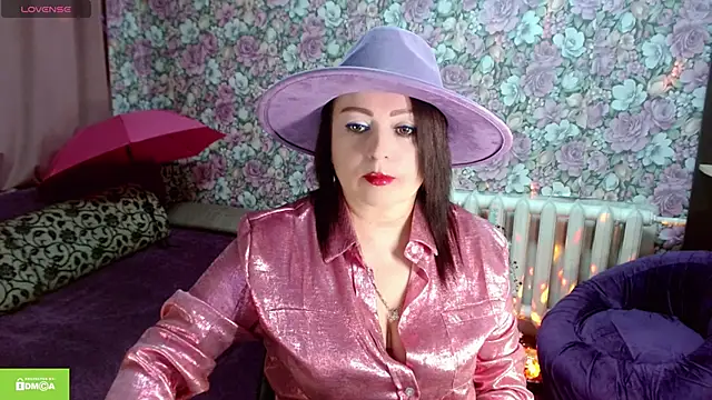 Julia-ru online show from December 16, 2025, 1:21 am