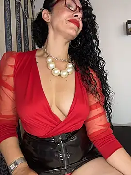 JULYSEX1 online show from April 14, 2026, 1:16 pm