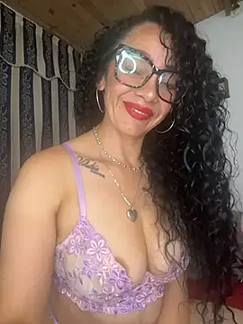 Snapshot of JULYSEX1 chatting on July 7, 2026, 1:14 pm JULYSEX1 online show from July 7, 2026, 1:14 pm
