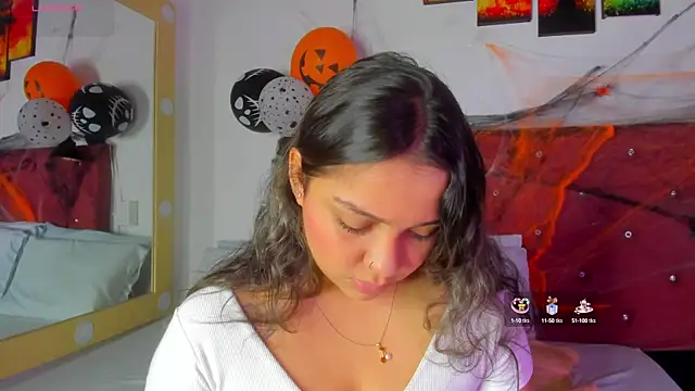 Abril Gomez06 online show from October 29, 2025, 3:49 am