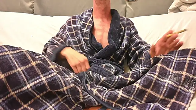 joeiandola online show from October 10, 2025, 6:31 pm