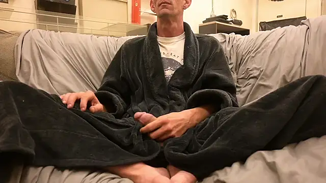 joeiandola online show from April 16, 2026, 6:30 pm