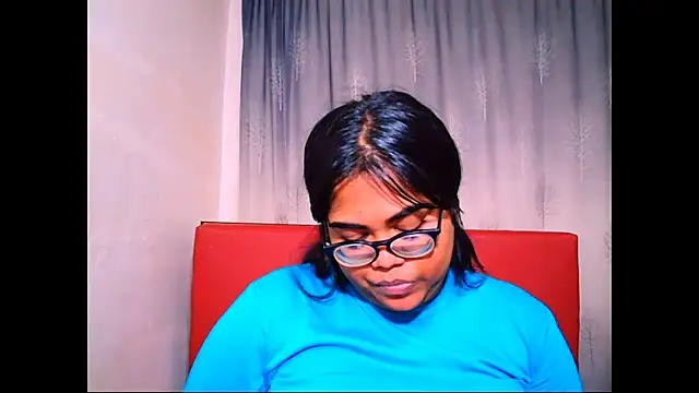 Snapshot of Indian_Lola00 chatting on October 2, 2025, 4:21 pm Indian Lola00 online show from October 2, 2025, 4:21 pm
