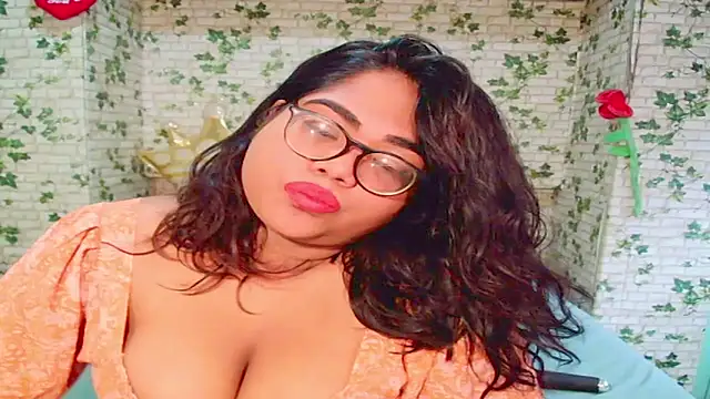 Snapshot of Indian_Lola00 chatting on September 28, 2025, 6:31 am Indian Lola00 online show from September 28, 2025, 6:31 am