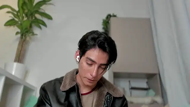 Snapshot of sebas_rose chatting on January 15, 2025, 2:38 am sebas rose online show from January 15, 2025, 2:38 am