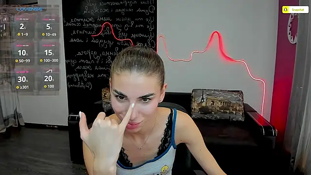 EmmyGreans online show from November 15, 2025, 6:50 am