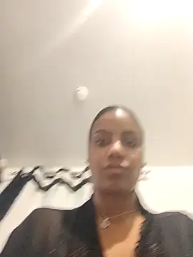 Bella Anjoss online show from July 26, 2026, 1:23 am