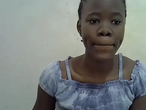 Snapshot of hey_its_andreana chatting on October 8, 2025, 1:34 pm hey its andreana online show from October 8, 2025, 1:34 pm