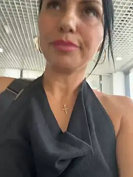 KimKelly13 online show from May 24, 2026, 8:25 am