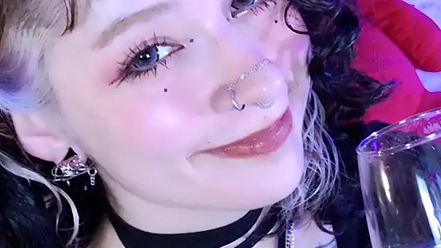 Snapshot of zephirahabney chatting on February 19, 2026, 4:15 pm zephirahabney online show from February 19, 2026, 4:15 pm