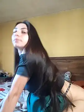 AntoniaHottie online show from May 7, 2026, 7:12 am