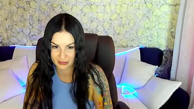 AmberDismond online show from May 8, 2026, 5:44 am