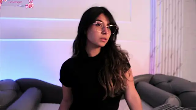 Snapshot of ShelleyMorell chatting on March 10, 2025, 12:06 pm ShelleyMorell online show from March 10, 2025, 12:06 pm