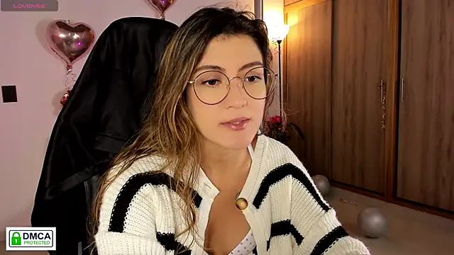 Lilabril online show from April 16, 2026, 2:40 pm