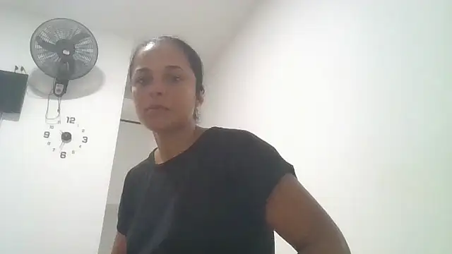 GiveLove1 online show from November 20, 2025, 1:17 am