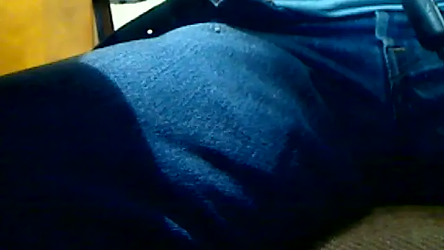 Snapshot of markluvskitty chatting on March 4, 2026, 8:27 pm markluvskitty online show from March 4, 2026, 8:27 pm