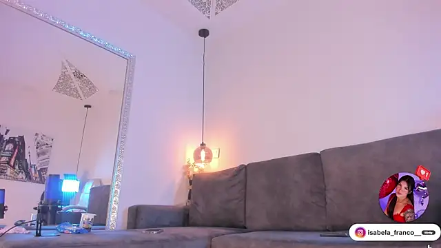 Snapshot of Isabella_francoo chatting on March 17, 2025, 12:14 pm Isabella francoo online show from March 17, 2025, 12:14 pm