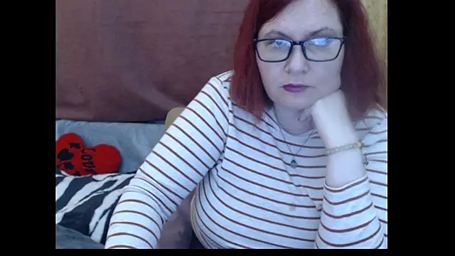PlayfullMature online show from April 27, 2026, 12:25 pm