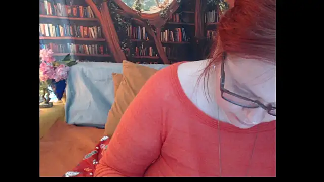 PlayfullMature online show from June 12, 2026, 1:42 pm