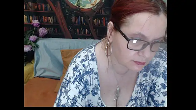 PlayfullMature online show from June 11, 2026, 6:27 pm