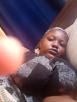 Snapshot of queennapal chatting on April 15, 2026, 7:36 am queennapal online show from April 15, 2026, 7:36 am