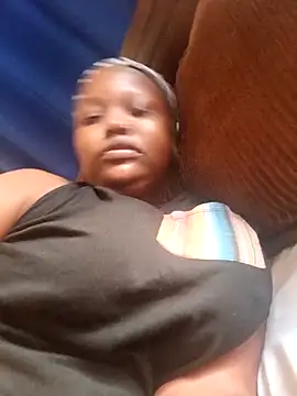 Snapshot of queennapal chatting on March 30, 2026, 3:52 am queennapal online show from March 30, 2026, 3:52 am