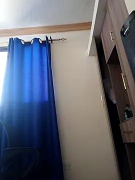 Snapshot of queennapal chatting on April 11, 2026, 11:03 am queennapal online show from April 11, 2026, 11:03 am