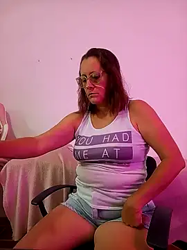 deisy summers47x online show from November 12, 2025, 12:31 pm