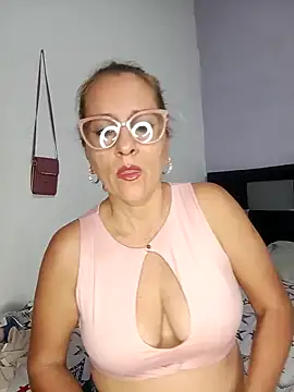 Snapshot of deisy_summers47x chatting on January 30, 2025, 2:36 pm deisy summers47x online show from January 30, 2025, 2:36 pm