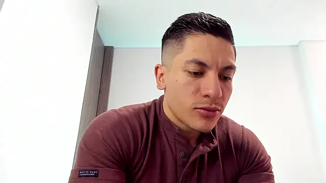 Snapshot of aquiles_51 chatting on May 23, 2026, 6:18 pm aquiles 51 online show from May 23, 2026, 6:18 pm