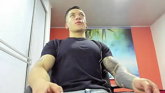 Snapshot of aquiles_51 chatting on February 26, 2026, 2:06 pm aquiles 51 online show from February 26, 2026, 2:06 pm