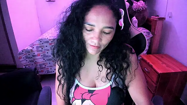 rayza mature 154 online show from May 26, 2026, 3:32 pm