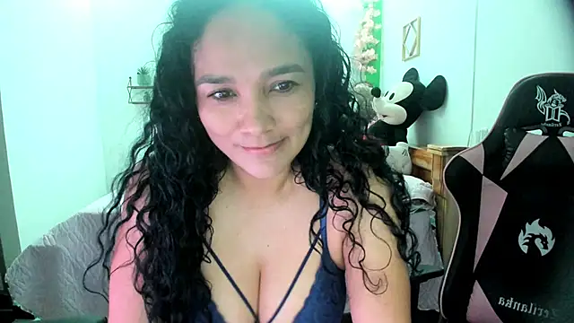 rayza mature 154 online show from October 10, 2025, 11:49 pm