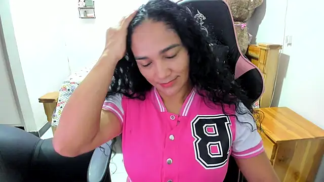 rayza mature 154 online show from May 24, 2026, 4:18 pm