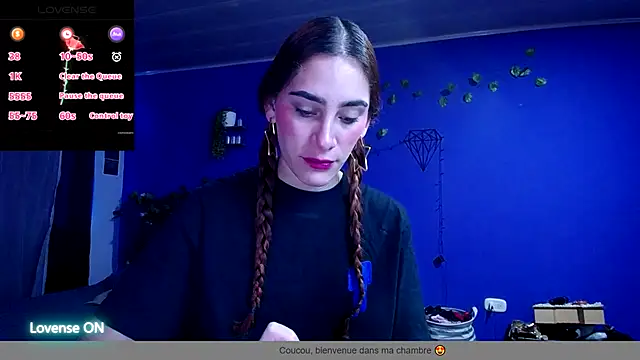 Snapshot of IsaBaileys_ chatting on September 29, 2025, 9:20 pm IsaBaileys online show from September 29, 2025, 9:20 pm