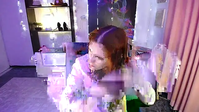 Snapshot of IsaBaileys_ chatting on February 8, 2025, 7:38 pm IsaBaileys online show from February 8, 2025, 7:38 pm
