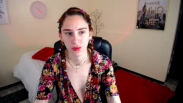 Snapshot of IsaBaileys_ chatting on March 1, 2025, 7:48 pm IsaBaileys online show from March 1, 2025, 7:48 pm