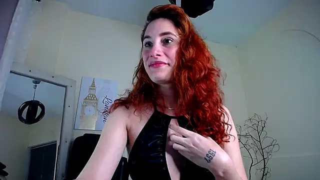 Snapshot of IsaBaileys_ chatting on March 11, 2025, 10:42 pm IsaBaileys online show from March 11, 2025, 10:42 pm