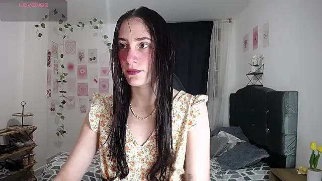 Snapshot of IsaBaileys_ chatting on May 29, 2026, 1:44 am IsaBaileys online show from May 29, 2026, 1:44 am