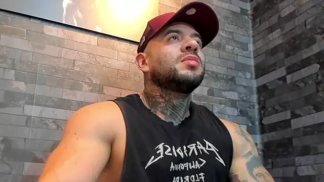 BruceDallas online show from January 18, 2026, 1:53 am