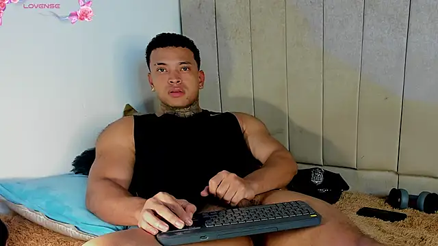 Snapshot of Stiven_collins chatting on April 16, 2026, 2:51 pm Stiven collins online show from April 16, 2026, 2:51 pm