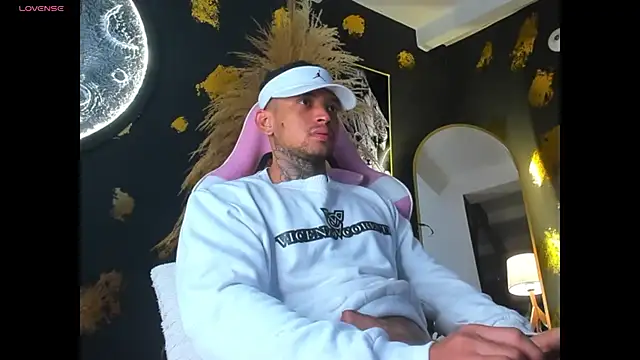 Stiven collins online show from September 29, 2025, 9:27 am