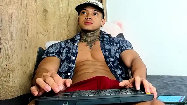 Stiven collins online show from November 26, 2025, 10:59 am