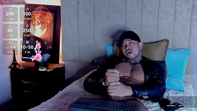 Snapshot of Stiven_collins chatting on May 15, 2026, 1:47 am Stiven collins online show from May 15, 2026, 1:47 am