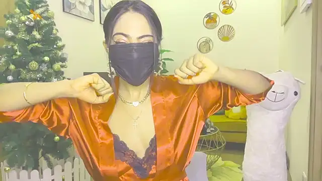 Snapshot of Monalisadon018 chatting on February 21, 2026, 9:55 am Monalisadon018 online show from February 21, 2026, 9:55 am